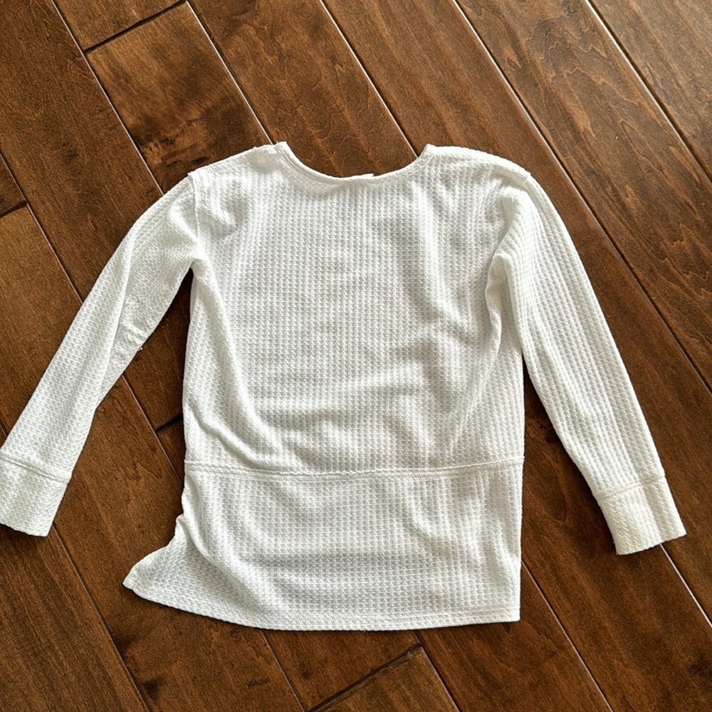 Good condition girls top - Picture 3 of 3